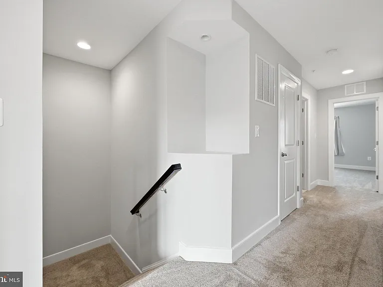 43976 Vaira Ter — Photo 16