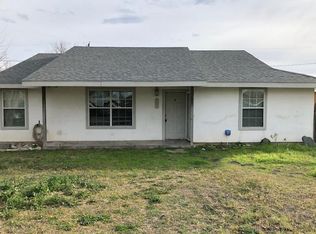 127 Vanham St, Uvalde, TX 78801