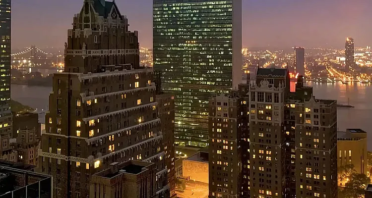 Rented by REAL New York | media 9