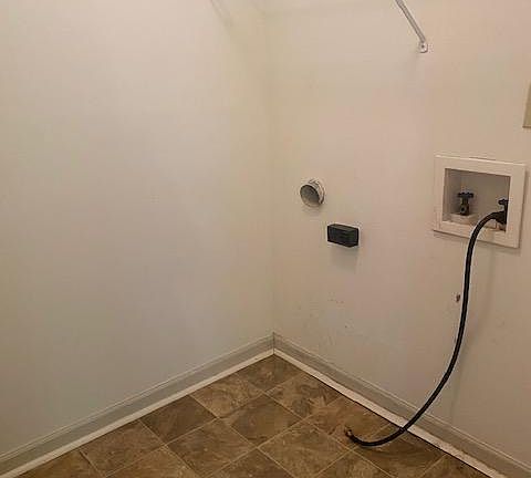 3rd image of 5012 R2 Lawndale Dr #L