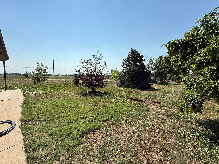 2592 Yarmouth Ave — Photo 25