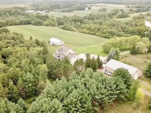 26673 Durant St NE, Isanti, MN 55040