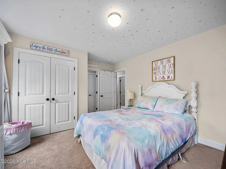 154 Cornel Ln — Photo 18