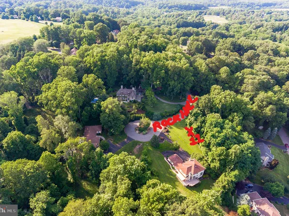 11 Rock Hill Rd, Newtown Square, PA 19073