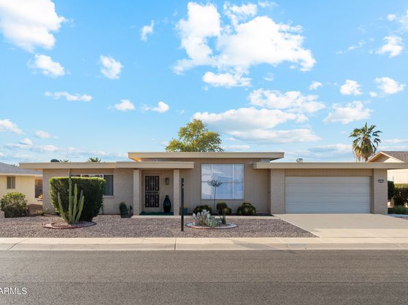 10515 W Oak Ridge Dr, Sun City, AZ 85351