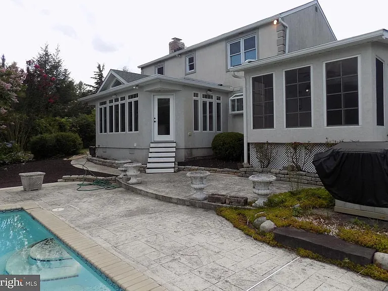 313 Glenville Rd — Photo 74