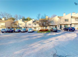 1 Horizon Dr APT 26, Norwalk, CT 06854