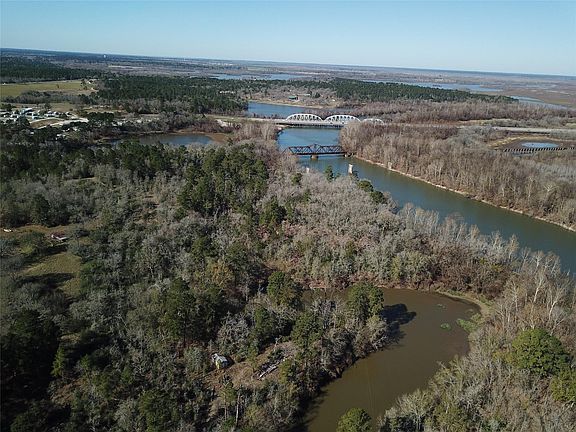 3rd image of 55 Lake Rd