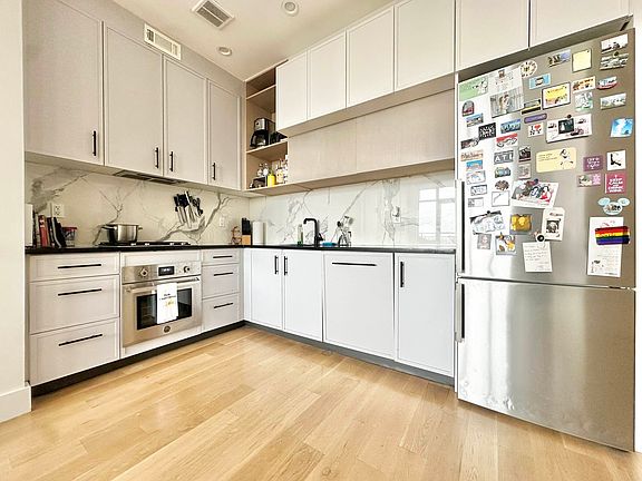2nd image of 226 Clifton Pl APT 5A