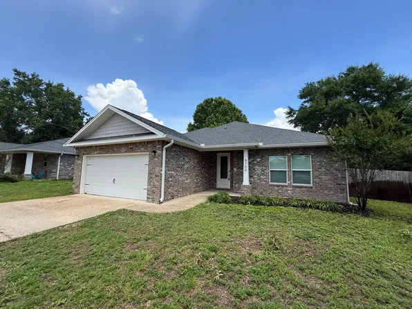 109 Dolphin Rd, Mary Esther, FL 32569