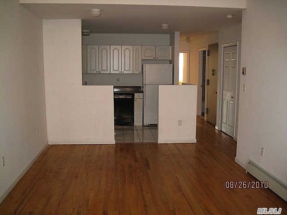 3rd image of 3117 42nd St