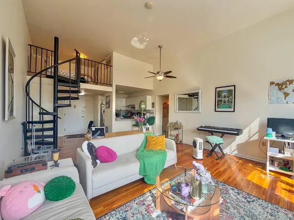450 7th St APT 3B, Hoboken, NJ 07030
