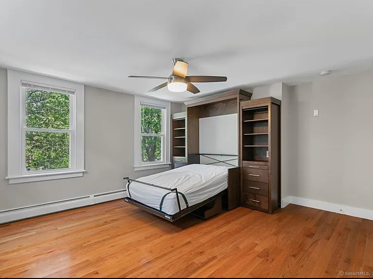 502 Chapel St #4 — Photo 8