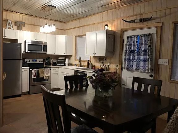 3rd image of 155 Private Road 1096