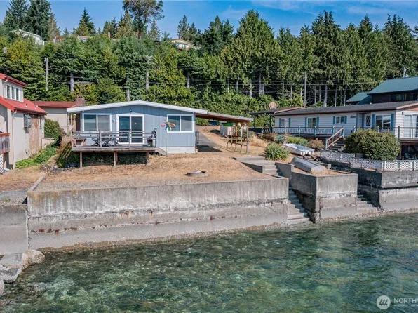 110 N Beach Drive, Hoodsport, WA 98548