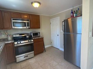 61 Bay State Rd #1, Quincy, MA 02171