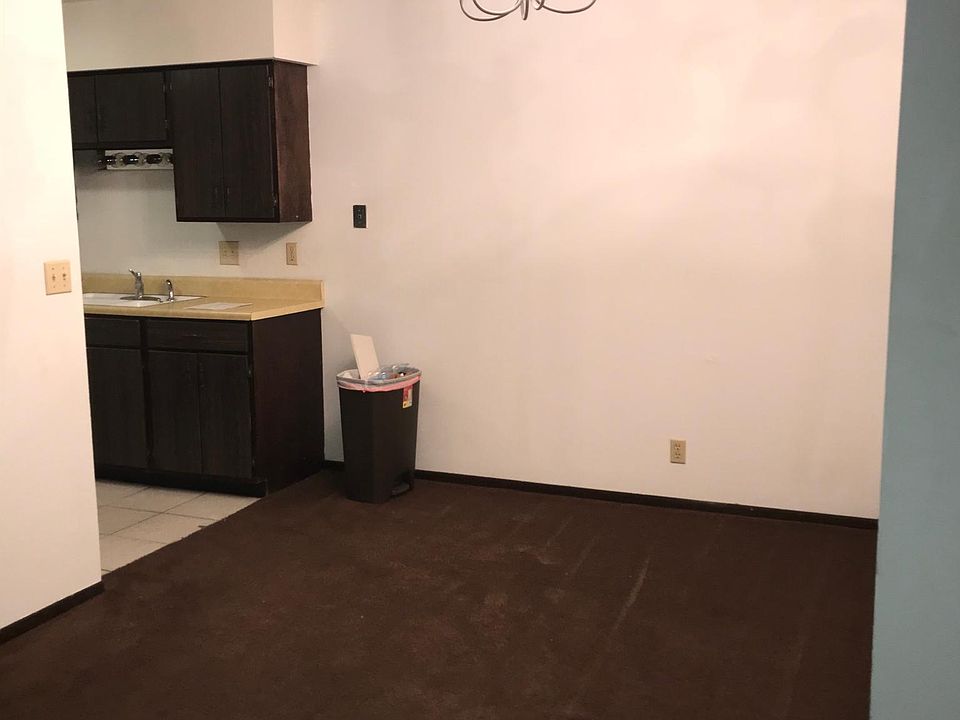 1st image of 248 E Oak Cliff Ct APT 7