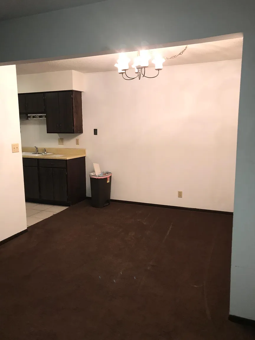 248 E Oak Cliff Ct APT 6 photo 1