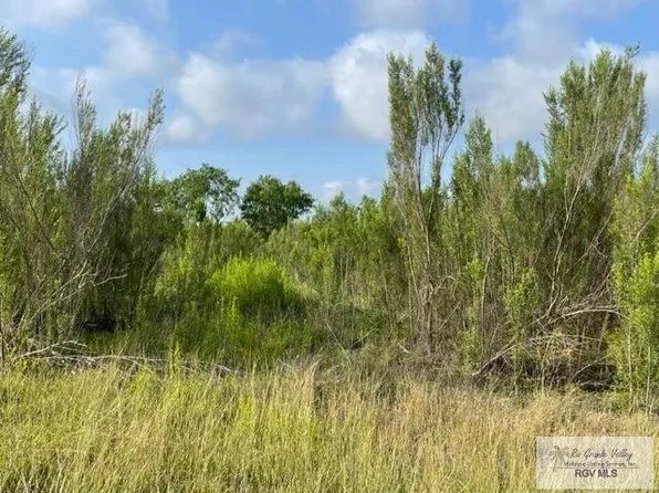 122 W San Jose Rd, Los Fresnos, TX 78566