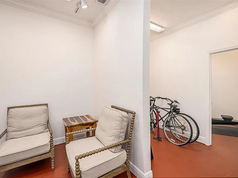 5701 S Macdill Ave — Photo 36
