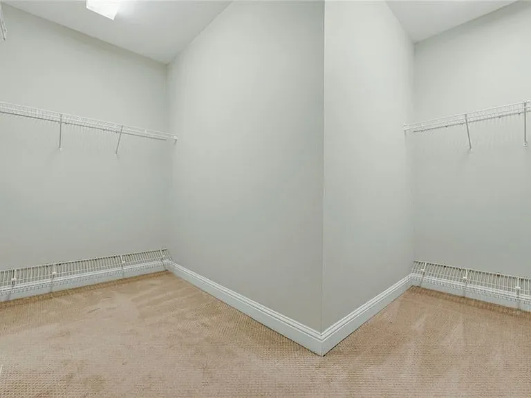 319 Creekbank Way SE — Photo 25