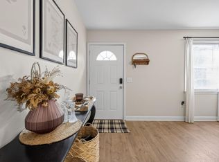 2708 Plainsfield Cir, Raleigh, NC 27610