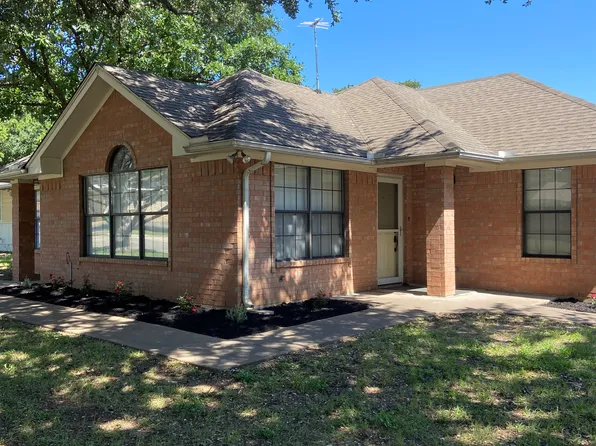 604 W Doyle St, Granbury, TX 76048
