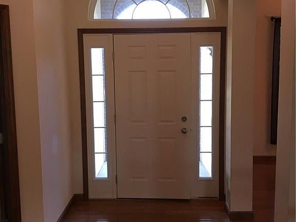 4th image of 1332 Cheatham Way