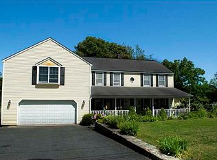 13 Rodman St, South Kingstown, RI 02879