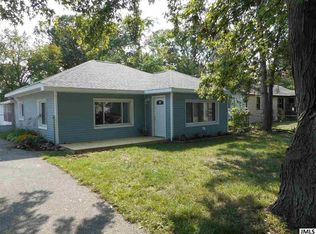 887 Bryant Ave, Jackson, MI