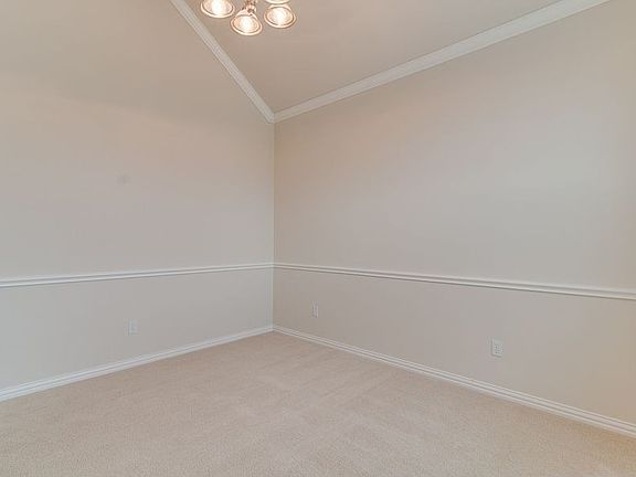 3rd image of 6617 Melody Hill Dr