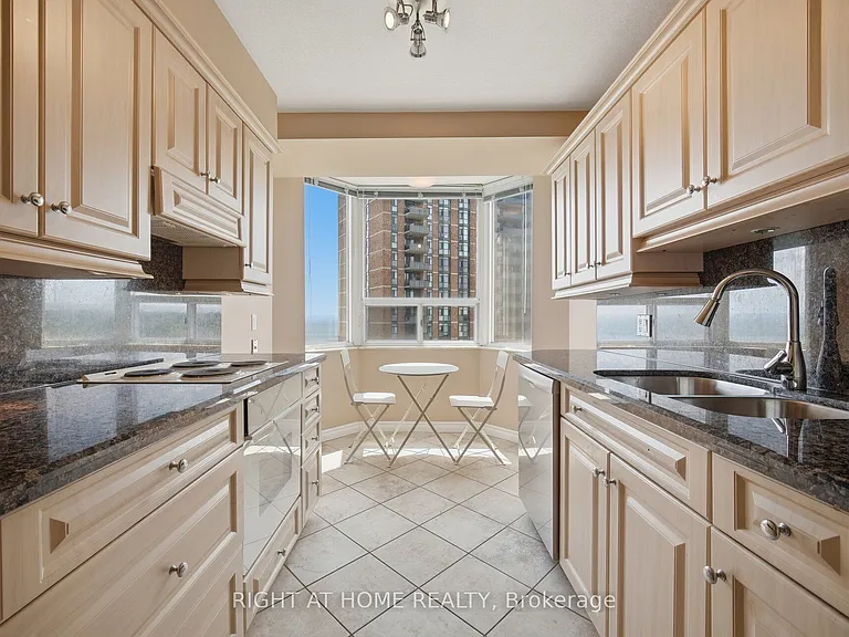 5280 Lakeshore Rd #1104 — Photo 15