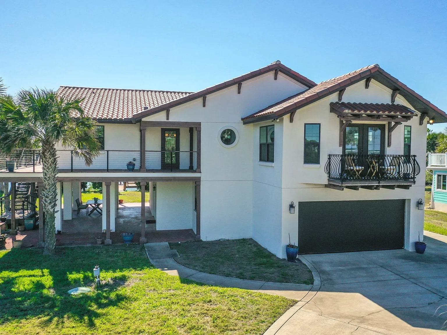 5 bed, 2674 sqft, $7,000 — Photo 3