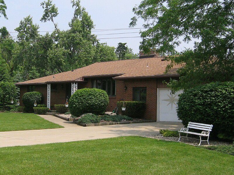 1st image of 15 Wainwright Ct