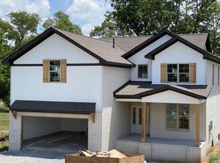 1009 Tucker Pl, Gallatin, TN 37066