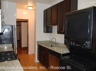 1537 W Addison St APT 1, Chicago, IL 60613