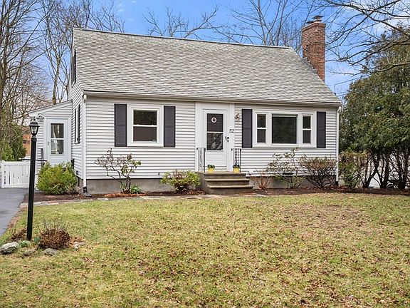 4th image of 52 Ivan St