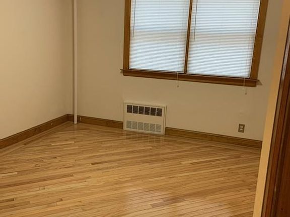 3rd image of 2217 E 24th St
