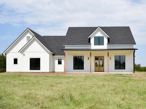 20664 Moore Rd, Madill, OK 73446