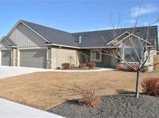1074 S Chalkboard Pl, Kuna, ID 83634