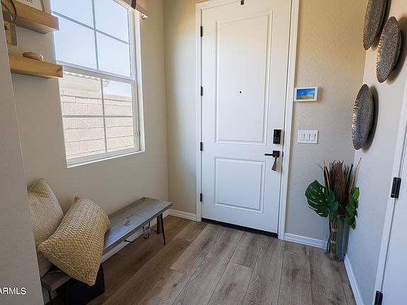 5th image of 259 E AZALEA Drive