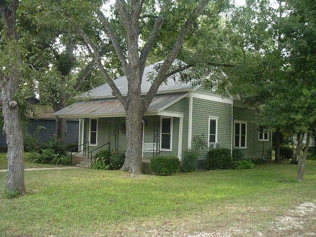 1st image of 107 Hudgins St