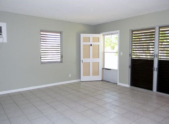 3rd image of 167 N Collier Blvd #10