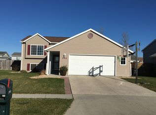2163 61st Ave S, Fargo, ND 58104