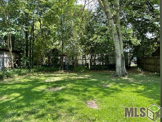 2nd image of 345 Avenue B
