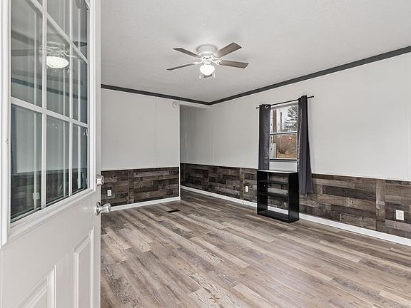 5th image of 323 Snow Hill Church Rd