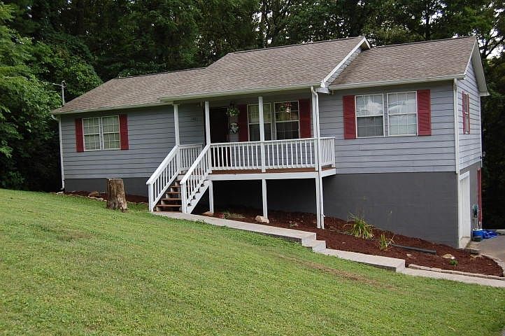 1st image of 1401 Parkridge Dr