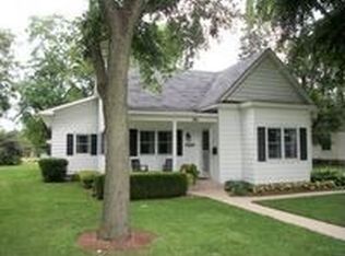 742 E Chambers St, Jacksonville, IL 62650