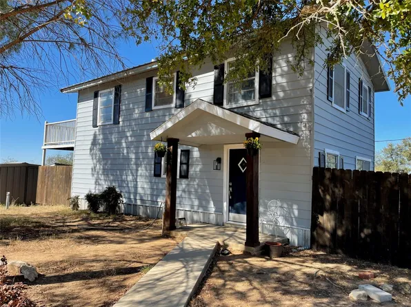 1225 1st St, Dublin, TX 76446