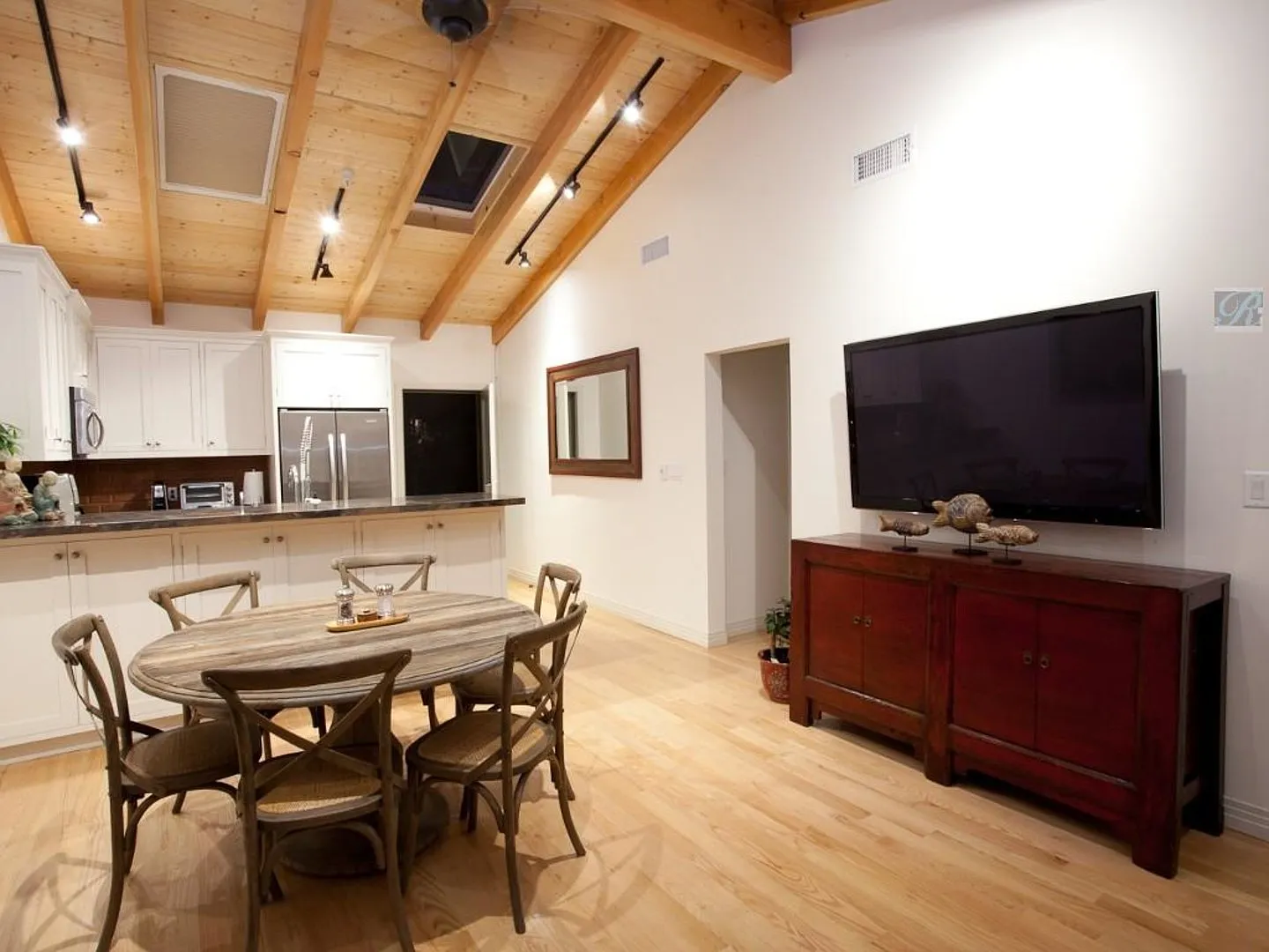 Zen Cottage House in Santa Monica — Photo 3